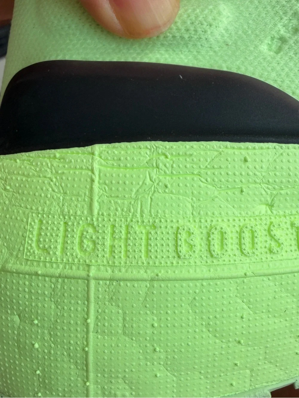 adidas Sneaker Men's Neon Green Ultraboost Light Lime Green Running Shoes Sz 8.5